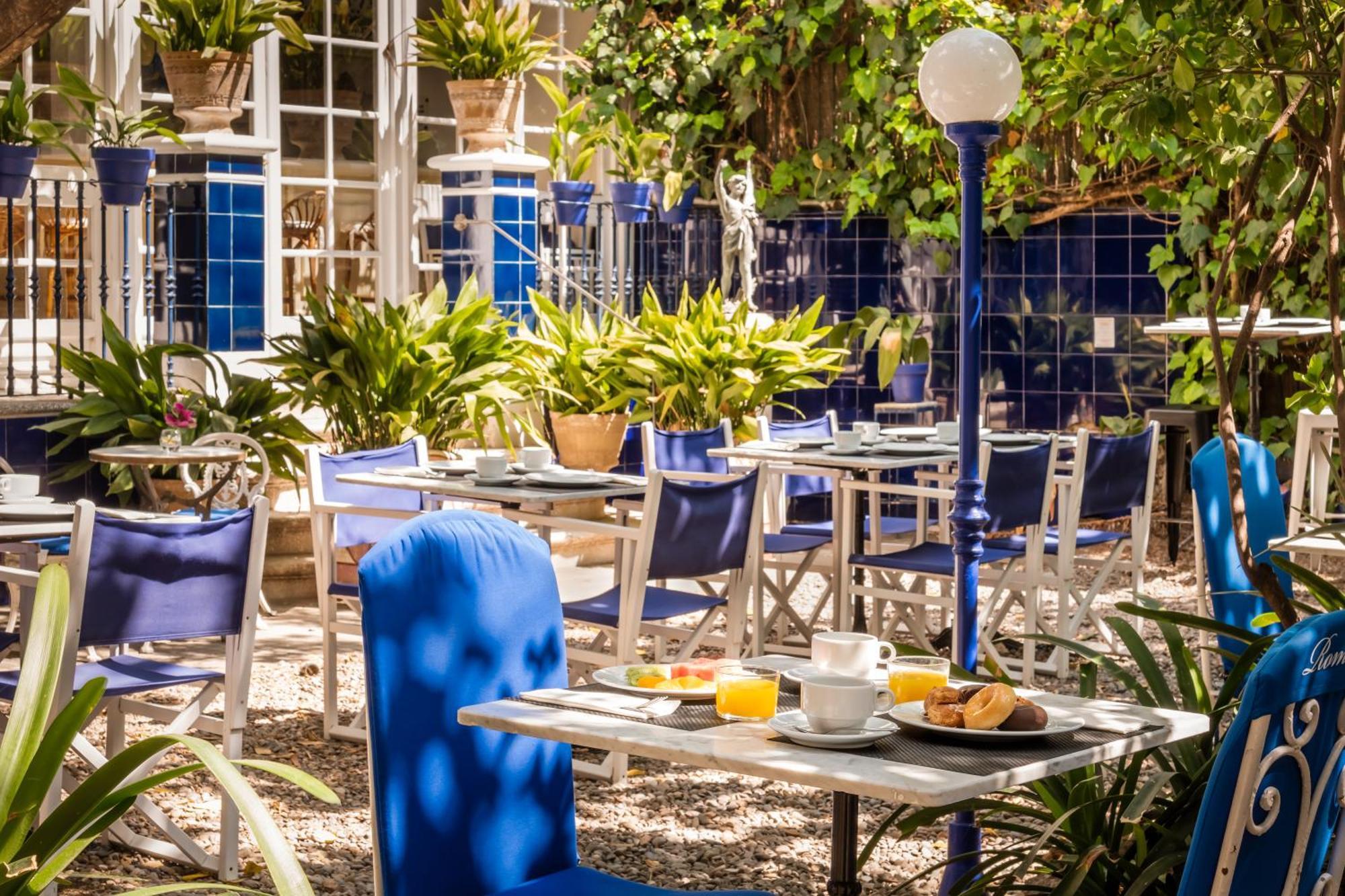 Hotel Medium Renaixenca Sitges Exterior foto